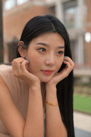王嘉尔妈妈